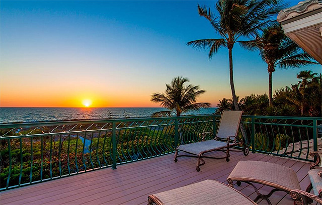 Spectacular sunset vistas from this direct Gulf-Front