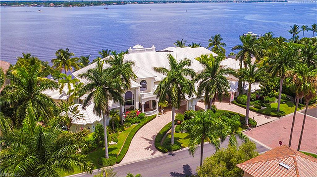 Spectacular Waterfront Estate